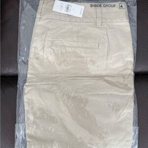 LOFT Khaki shorts- Light Beige